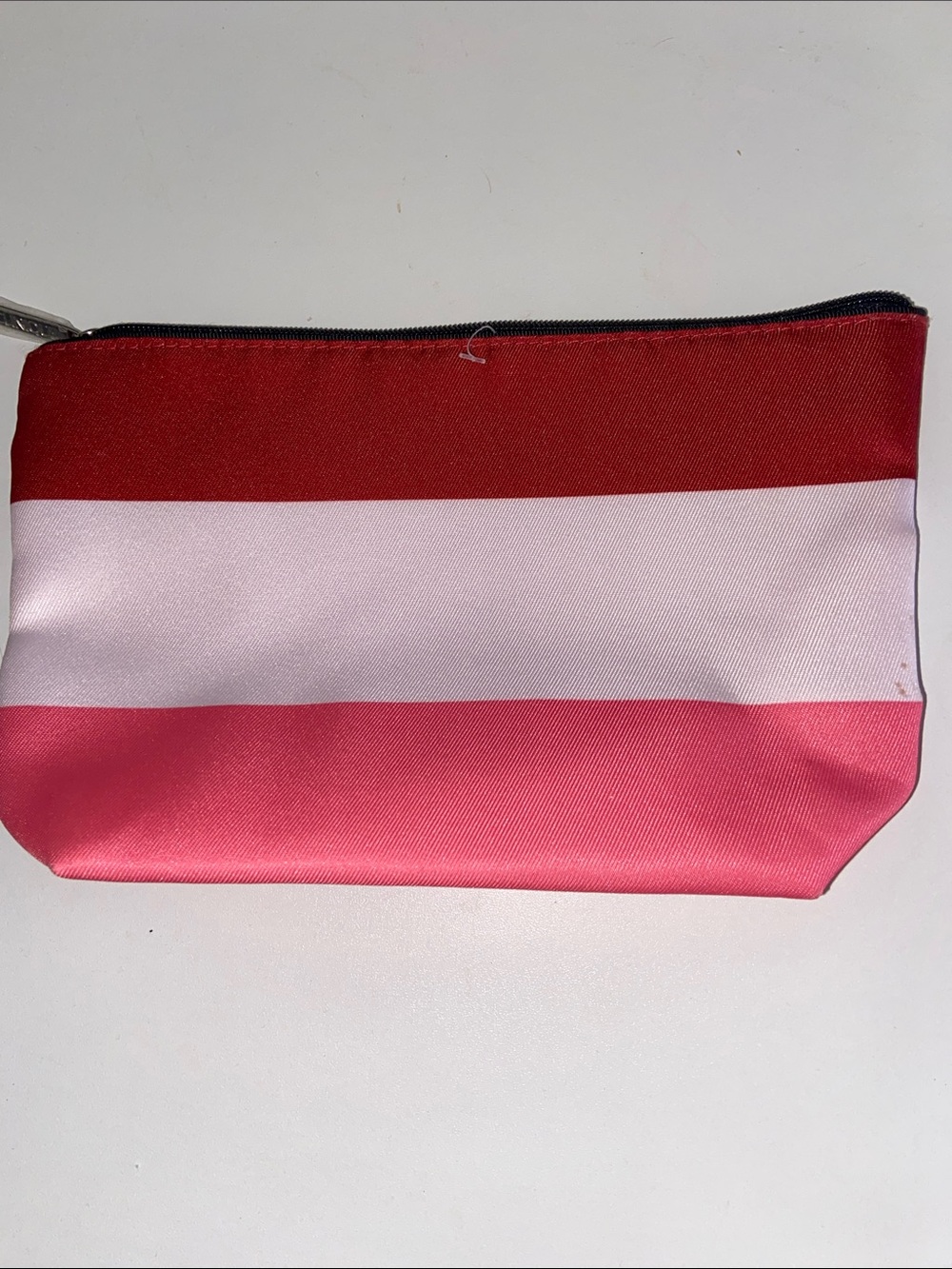 Kate Spade makeup bag by Clinic Michael Kors bag tag Vera Bradley wallet - Picture 3 of 15
